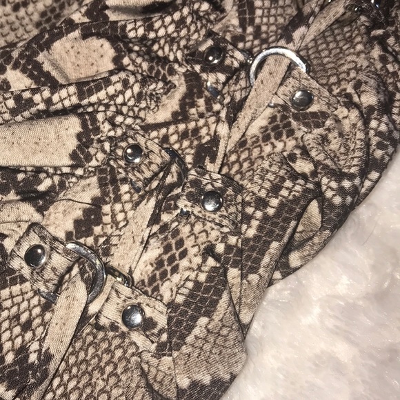 Dress - Picture 3 of 6